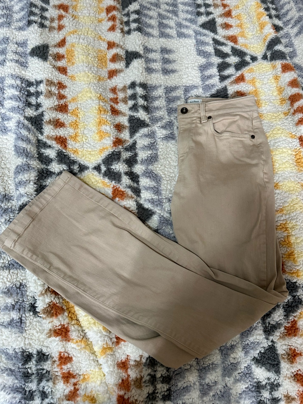 L.L.Bean Women’s Size 2 M/T Classic Fit Khaki Tan Straight Leg Pants